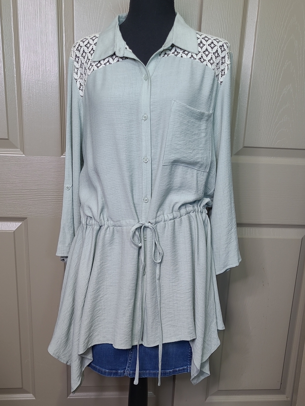 Thirty 3 Style NWT Boho Lace Sage Green Tunic Top